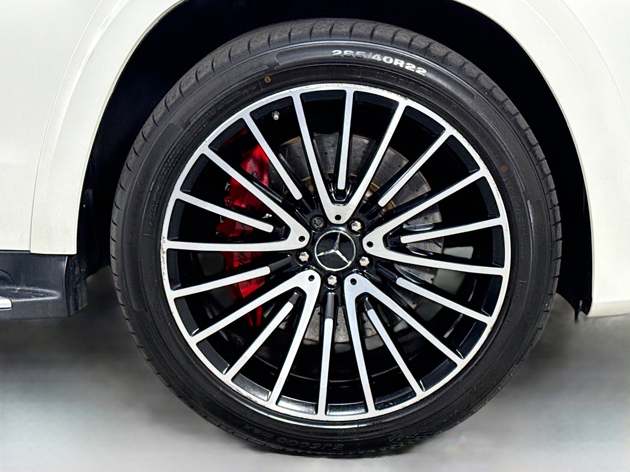 Used 2019 Mercedes-Benz GLS 63 AMG 4MATIC image 32