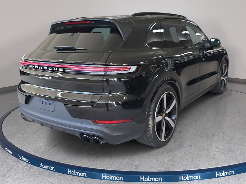 Used 2024 Porsche Cayenne S image 7