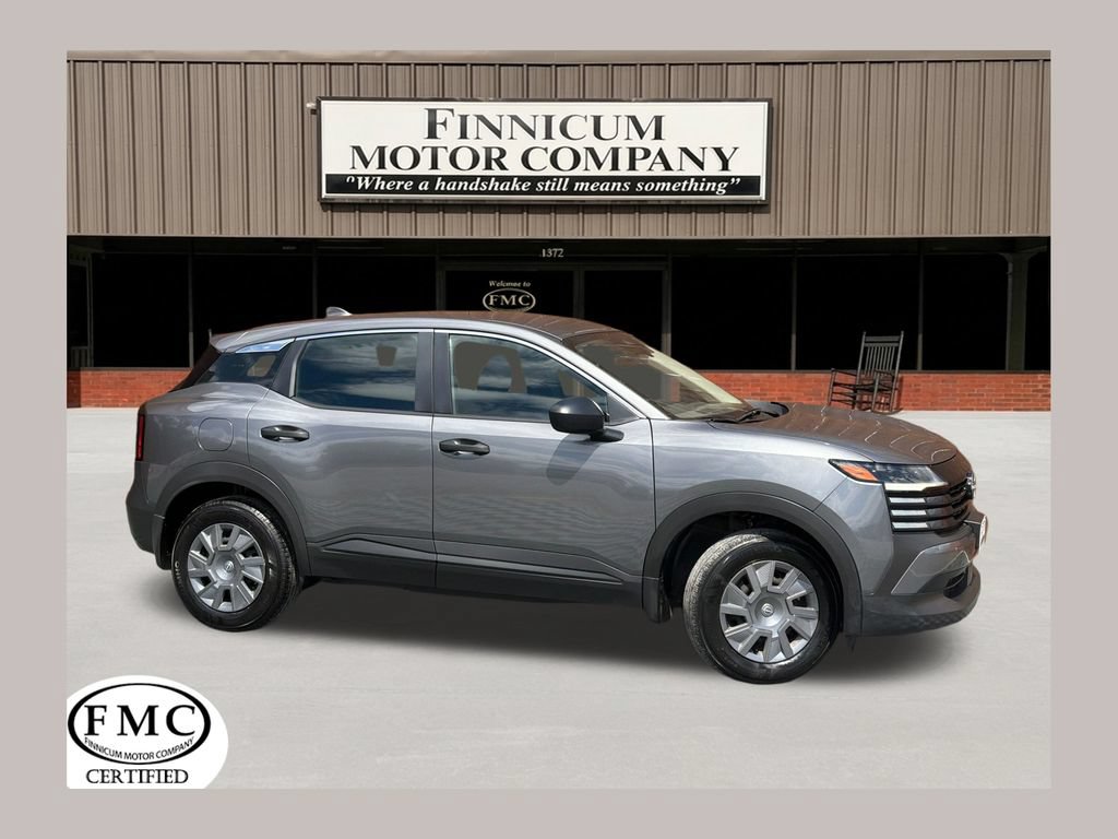 Used 2025 Nissan Kicks S FWD video 1