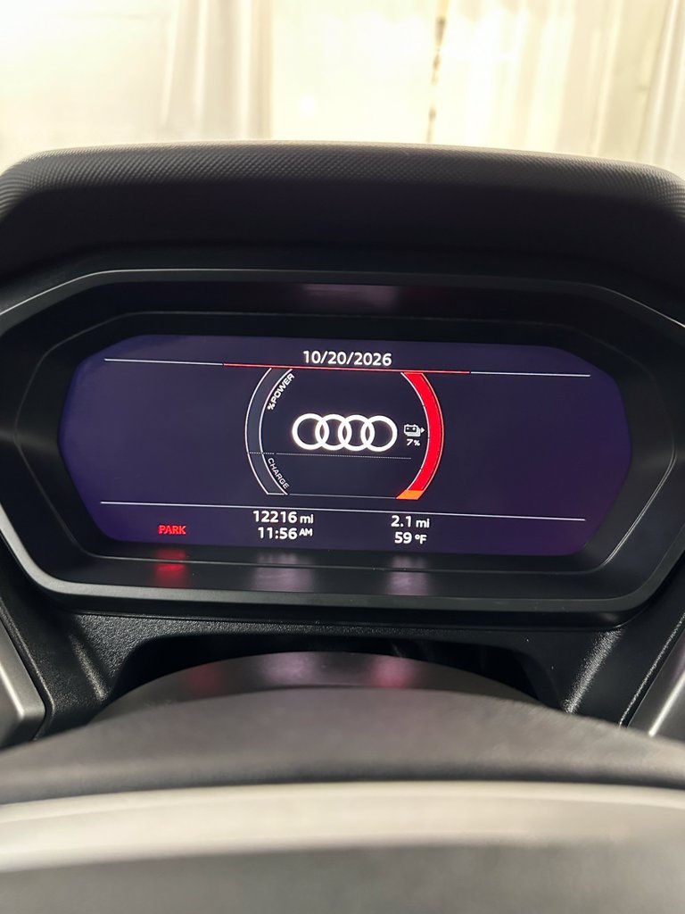 Used 2024 Audi Q4 e-tron Prestige AWD/4WD image 21