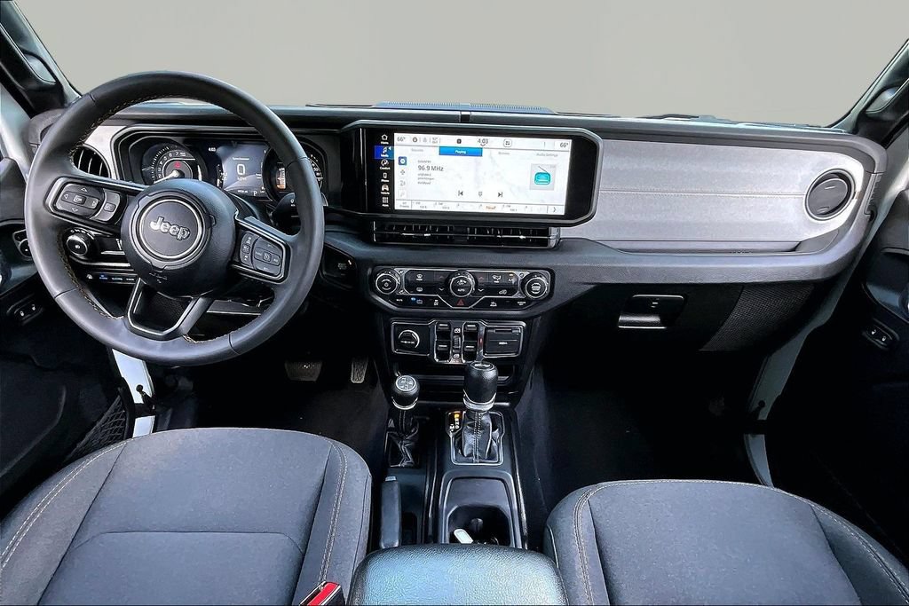 Used 2024 Jeep Wrangler Unlimited AWD/4WD image 8