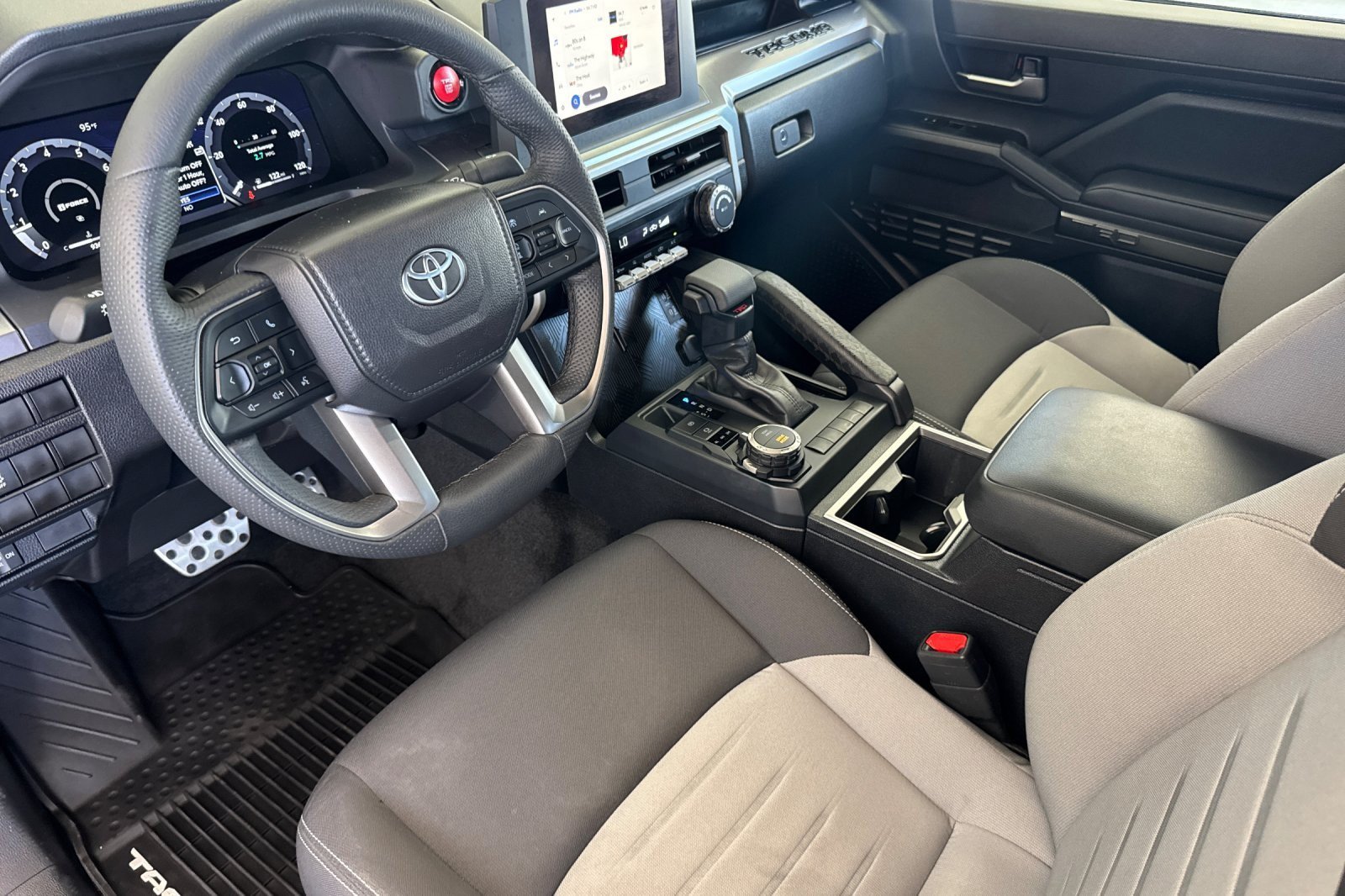 Certified 2025 Toyota Tacoma TRD Sport AWD/4WD image 9