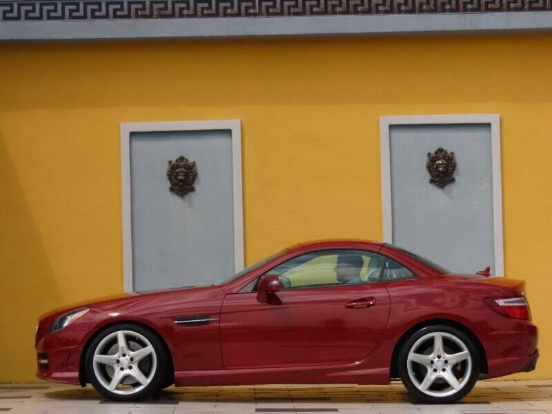 Used 2012 Mercedes-Benz SLK 350 image 16