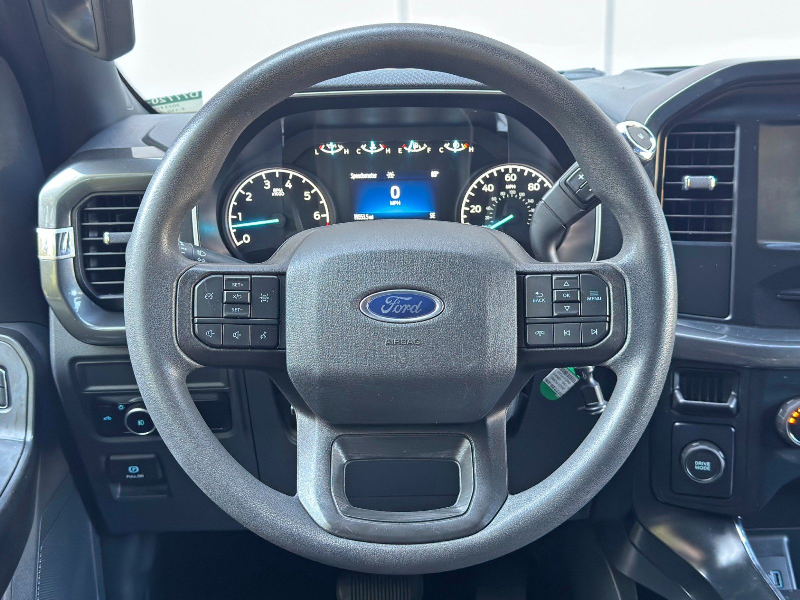 Used 2023 Ford F150 Lariat RWD image 17