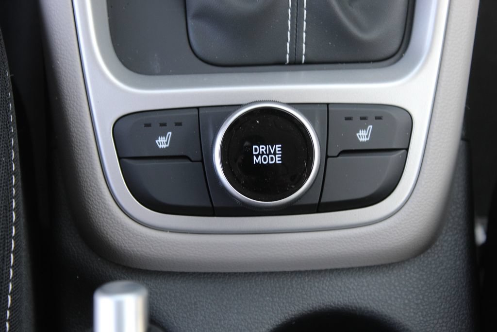 New 2026 Hyundai Venue SEL FWD image 19