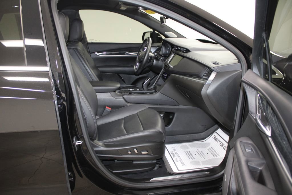 Used 2022 Cadillac XT5 Premium Luxury w/ Technology Package image 28