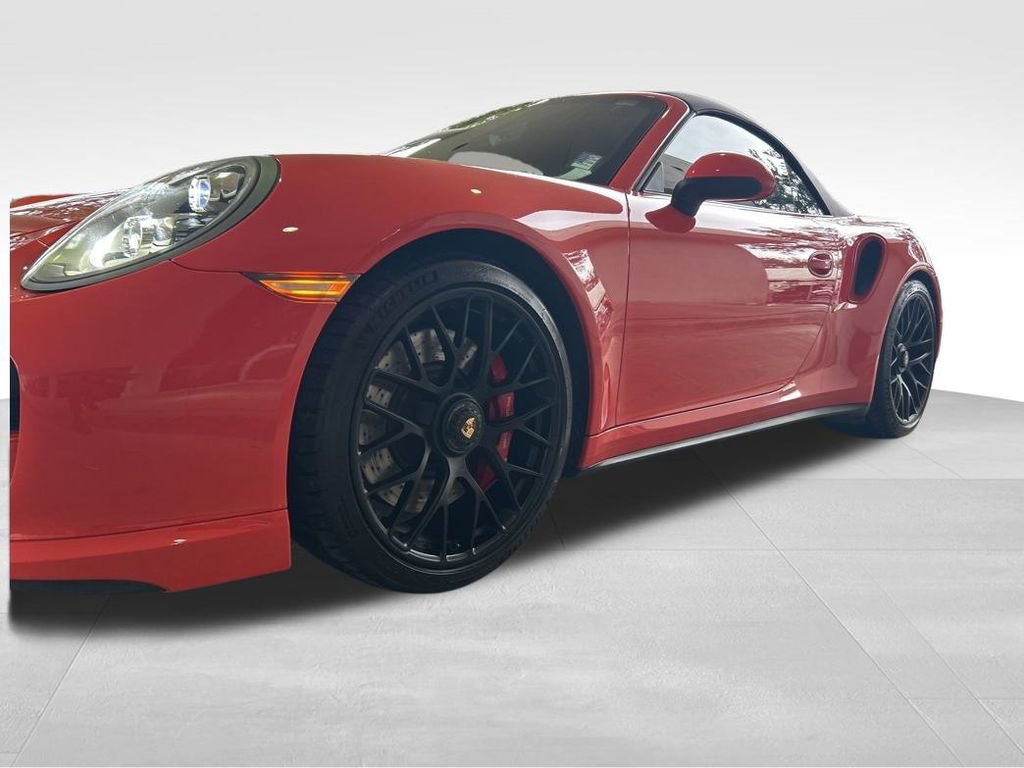 Used 2016 Porsche 911 Turbo image 15