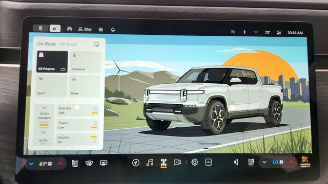 Used 2023 Rivian R1T Adventure image 48