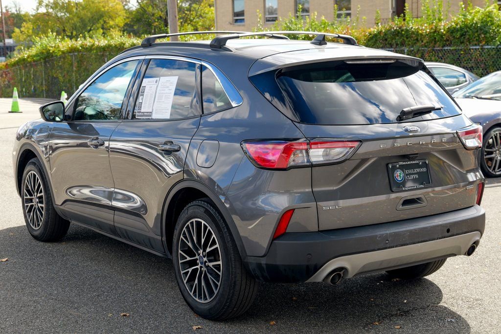 Used 2022 Ford Escape SEL w/ Technology Package image 5