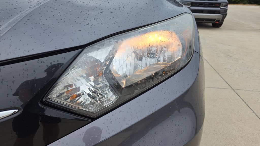 Used 2016 Honda HR-V EX image 9
