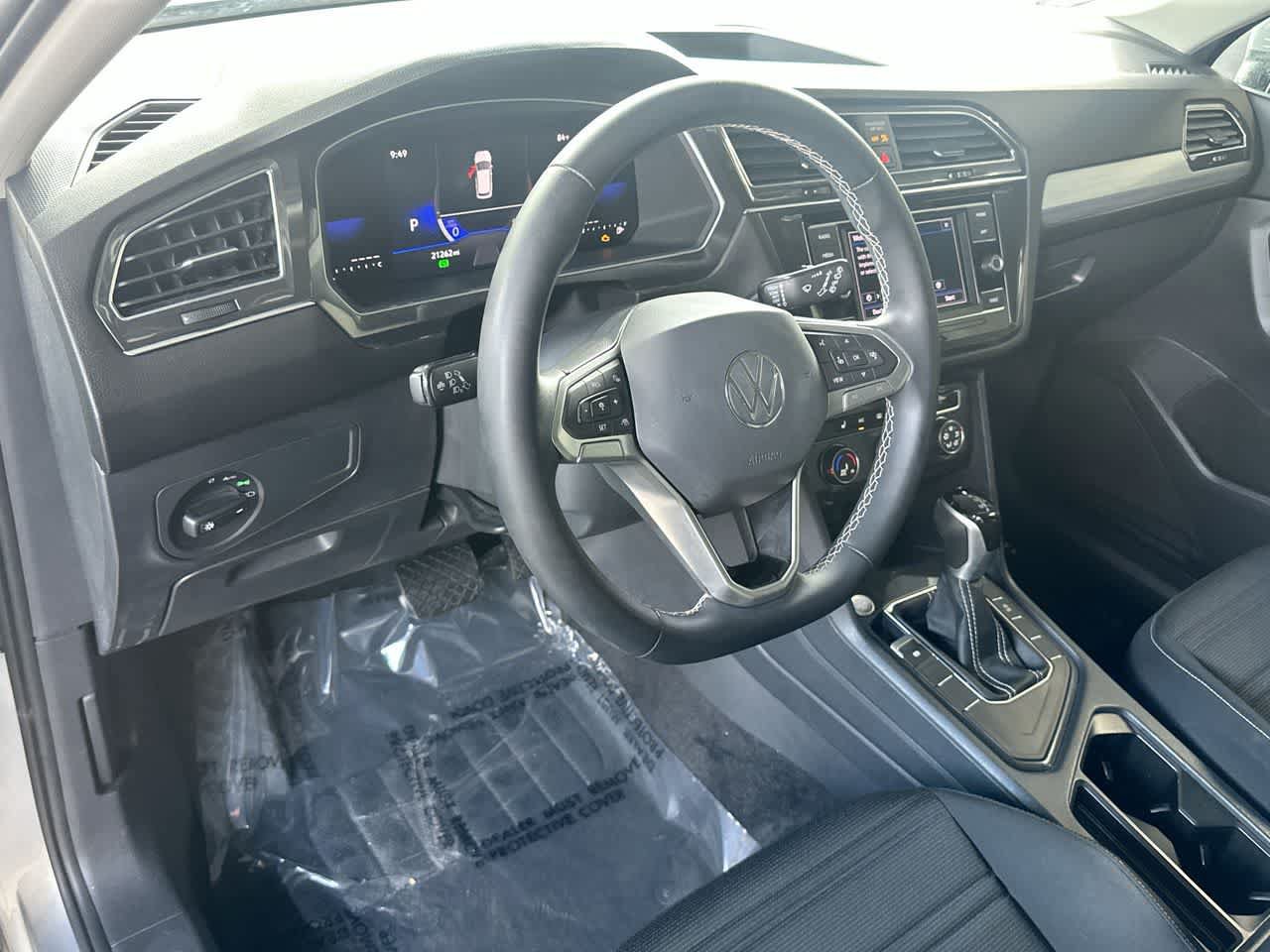 Used 2023 Volkswagen Tiguan S w/ Driver Assistance Package FWD image 13