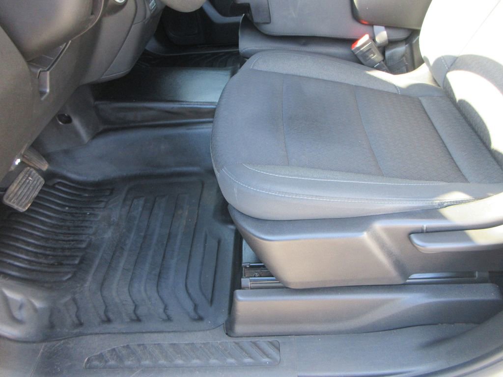 Used 2024 GMC Sierra 2500 Pro w/ Convenience Package image 24