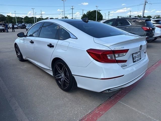 Used 2021 Honda Accord Touring image 6
