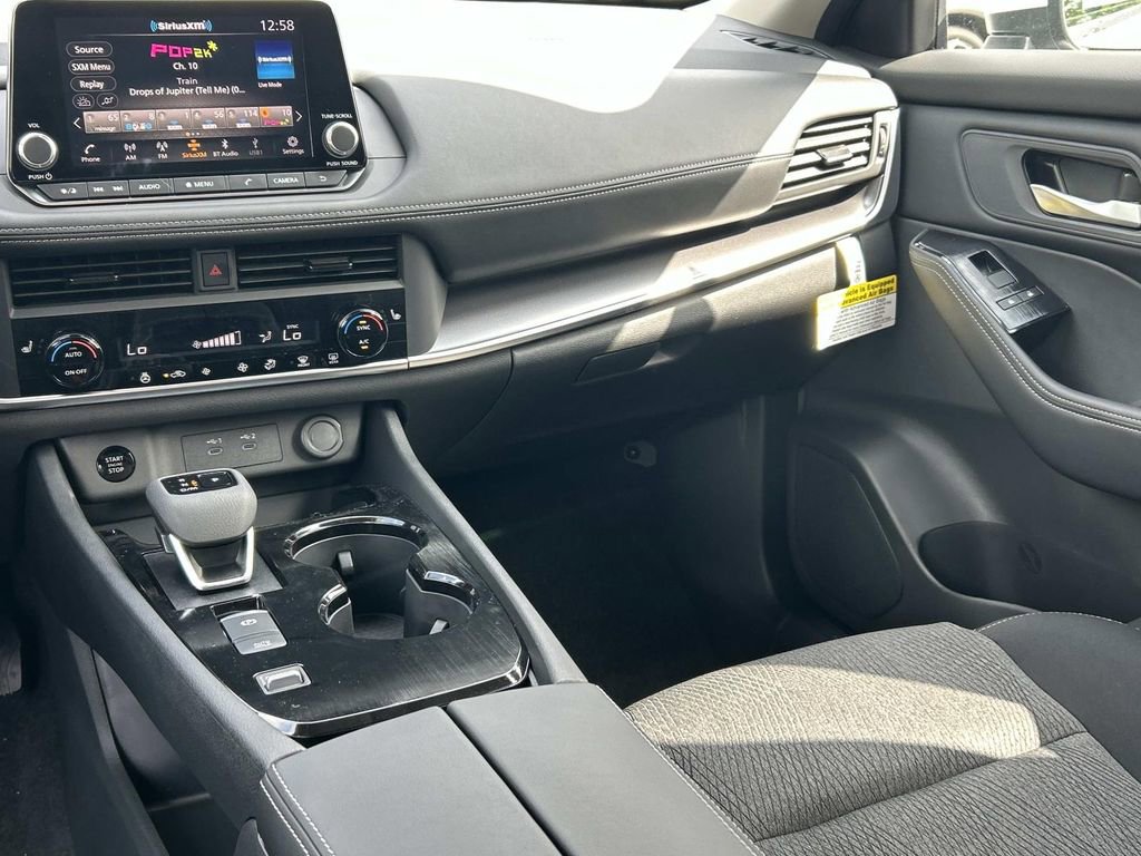 New 2026 Nissan Rogue SV w/ Cold Weather Package FWD image 24