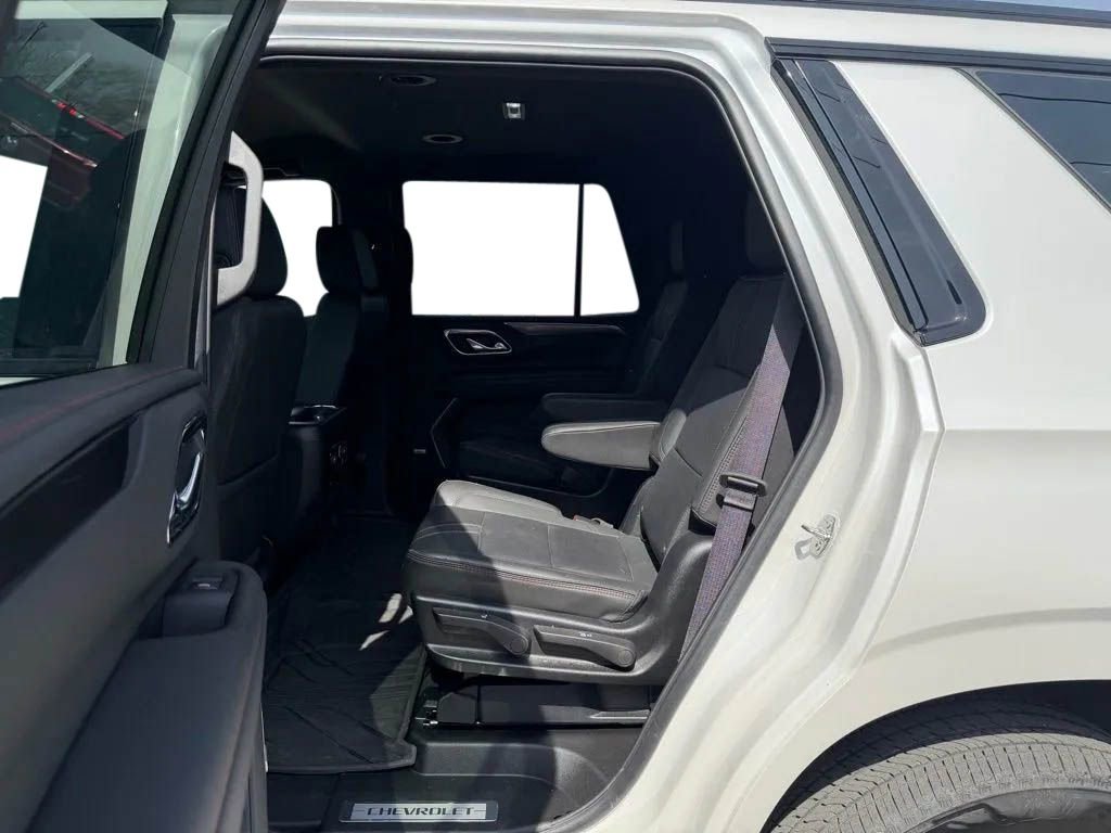 Used 2024 Chevrolet Tahoe RST w/ Luxury Package AWD/4WD image 29