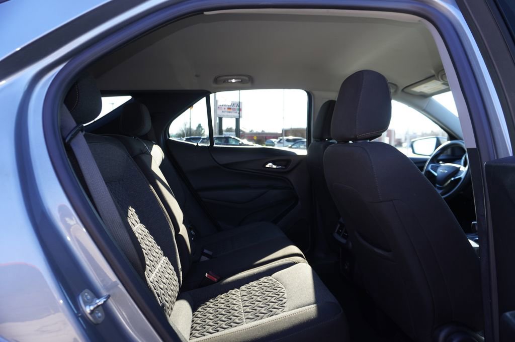 Used 2023 Chevrolet Equinox LT image 27
