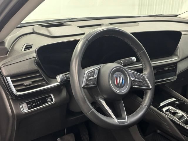 Used 2025 Buick Envision Preferred AWD/4WD image 21