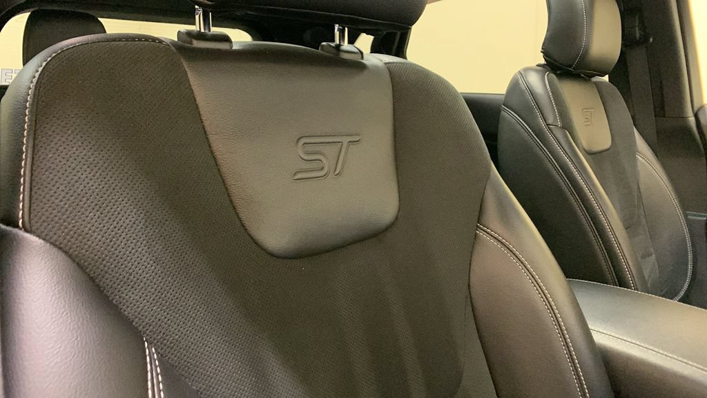 Certified 2019 Ford Edge ST w/ Convenience Package AWD/4WD image 13