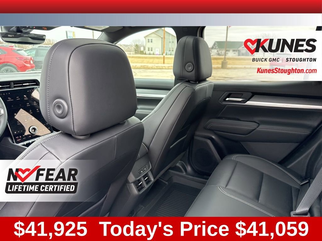 New 2026 GMC Terrain Elevation w/ Elevation Premium Package image 38