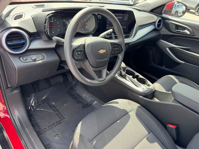 Used 2026 Chevrolet Trax LS w/ LS Convenience Package image 11