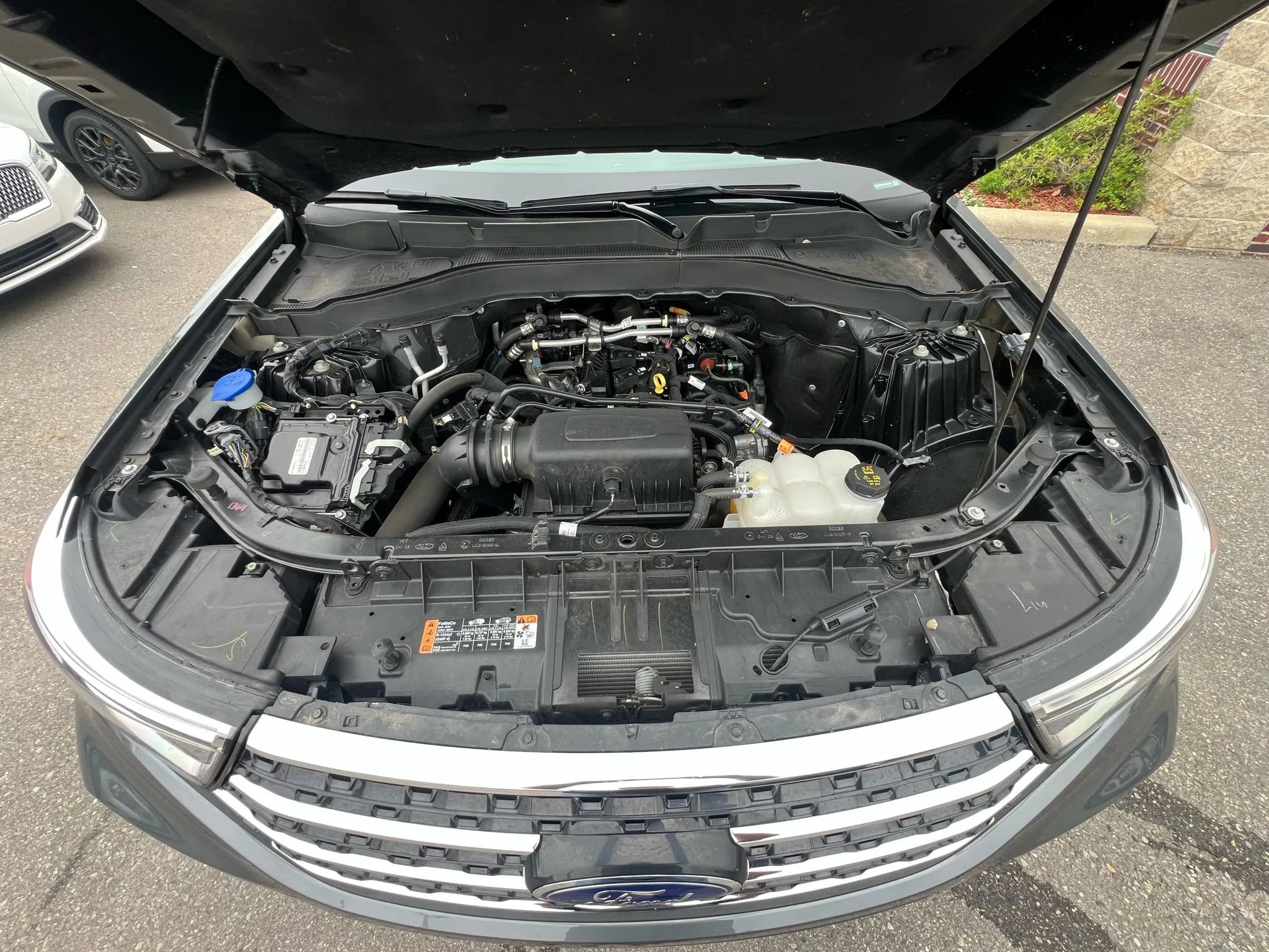 Used 2023 Ford Explorer XLT w/ Equipment Group 202A image 12