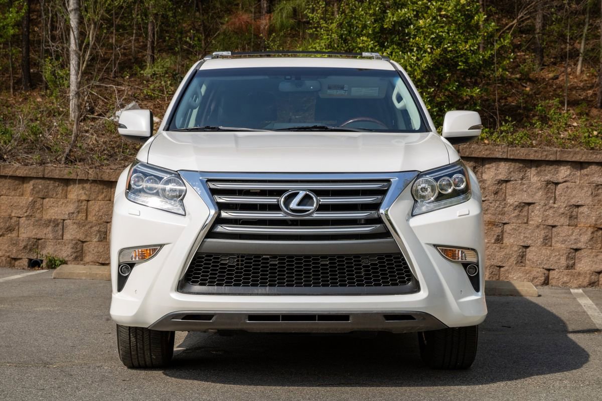 Used 2018 Lexus GX 460 Premium AWD/4WD image 2