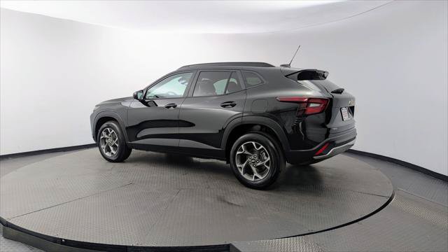 Used 2026 Chevrolet Trax LT FWD image 6