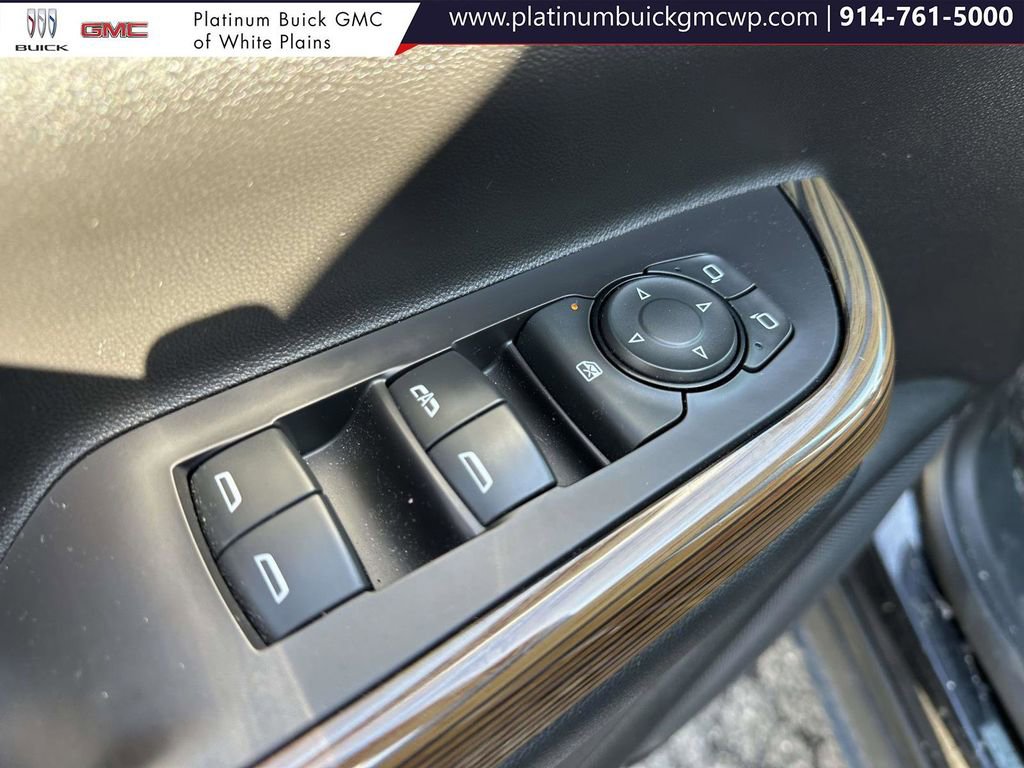 Used 2019 GMC Acadia SLE w/ Driver Alert Package I image 17