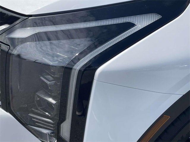 New 2026 Kia Sportage EX image 8