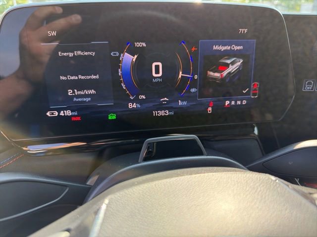 Used 2025 Chevrolet Silverado EV RST AWD/4WD image 28