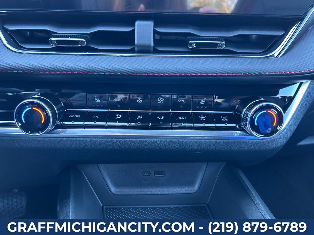 New 2027 Chevrolet Equinox RS w/ Safety and Technology Package AWD/4WD image 24
