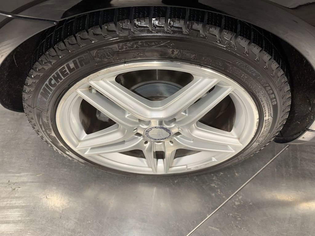 Used 2013 Mercedes-Benz E 350 4MATIC Coupe image 13