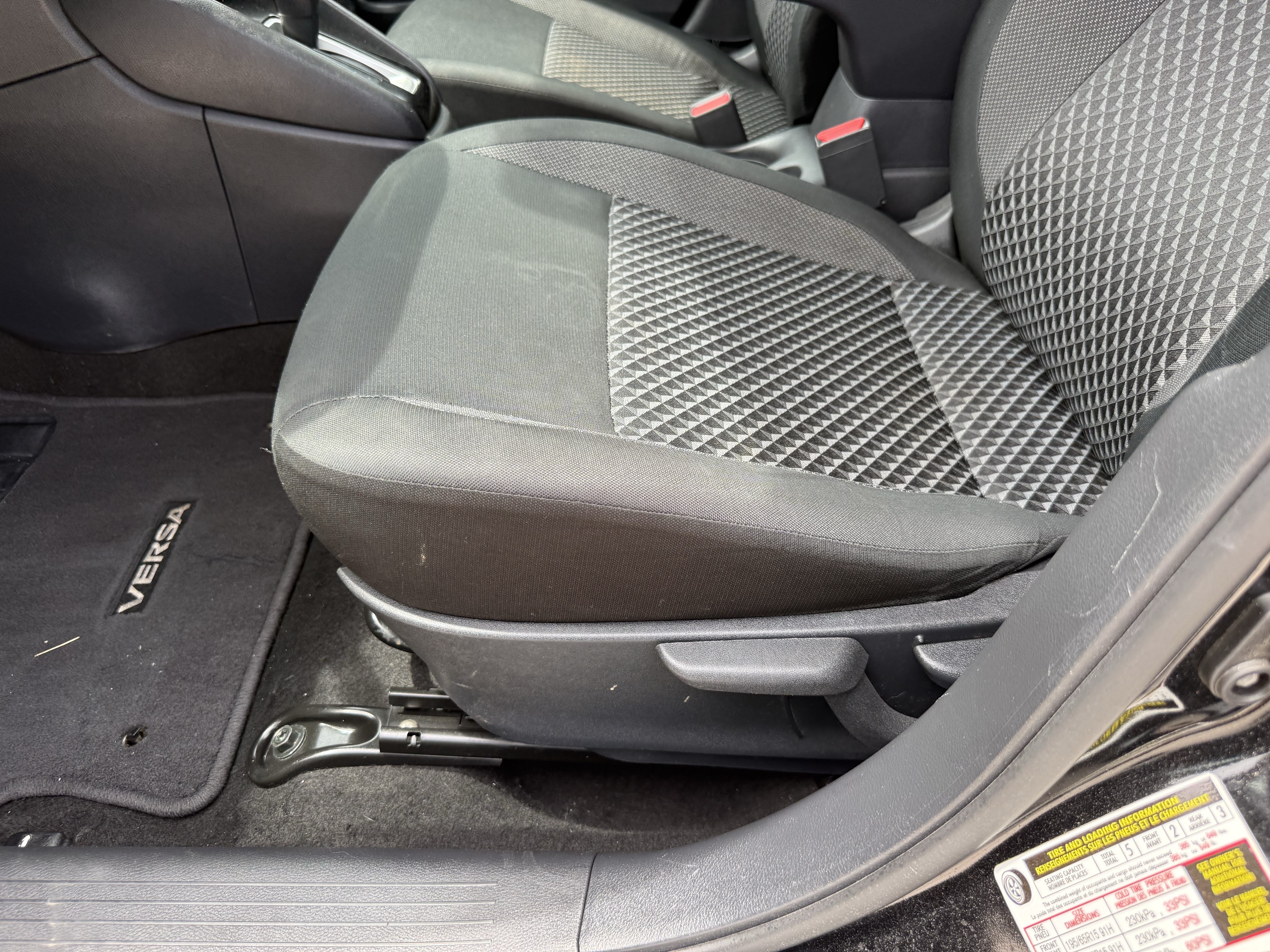 Used 2020 Nissan Versa S FWD image 26
