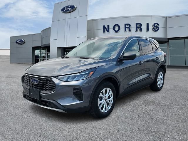 Certified 2023 Ford Escape Active AWD/4WD image 2