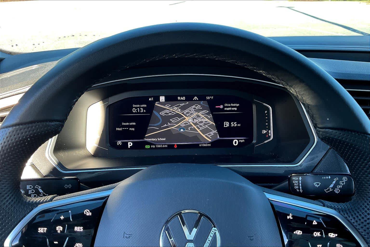 Used 2022 Volkswagen Tiguan SEL R-Line AWD/4WD image 26