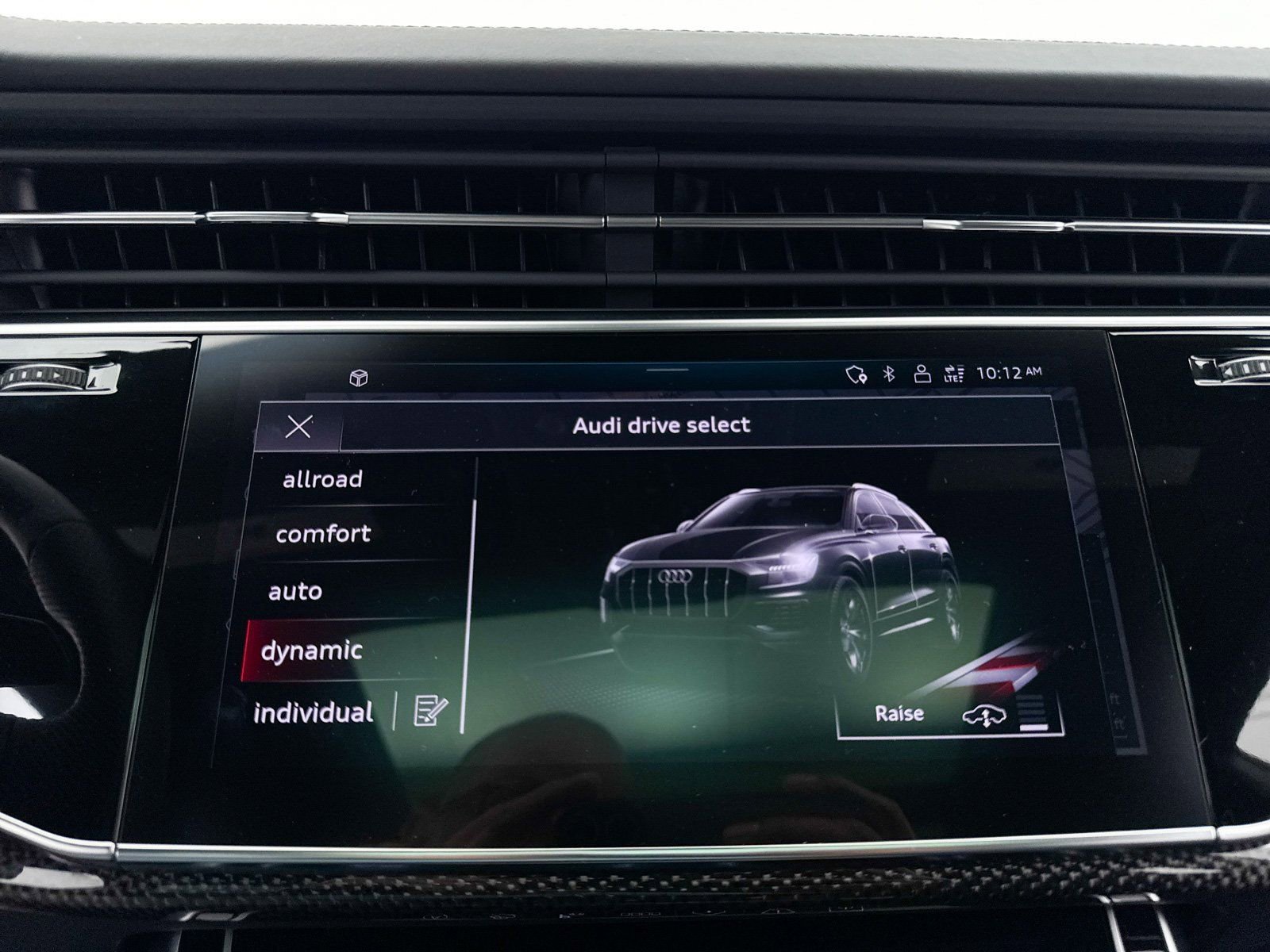 Used 2023 Audi SQ8 Prestige image 11