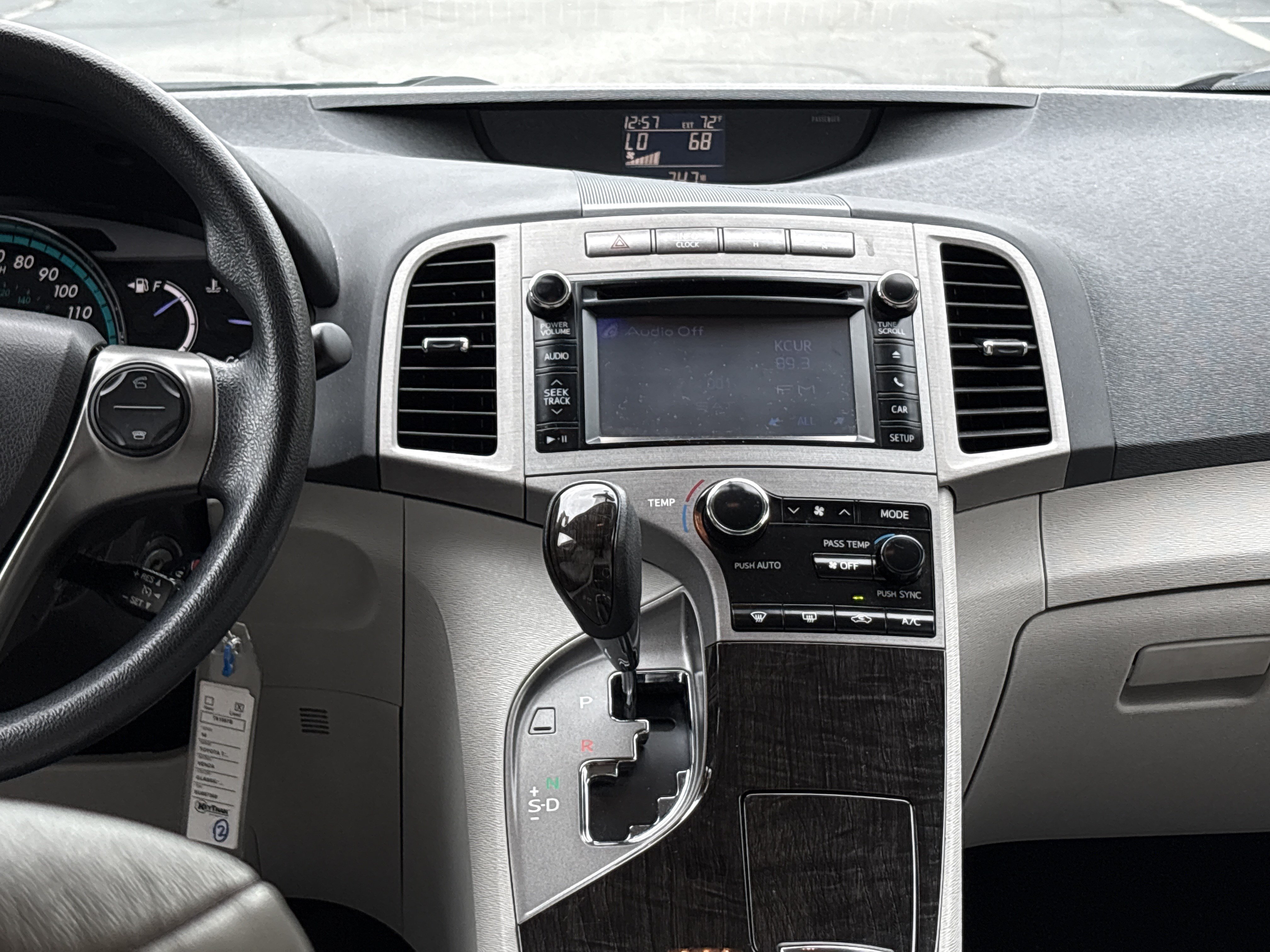 Used 2014 Toyota Venza LE FWD image 29