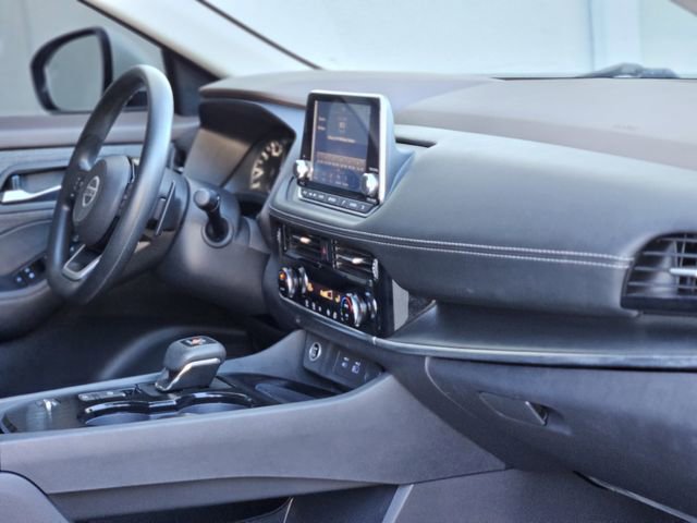 Certified 2021 Nissan Rogue SV image 12