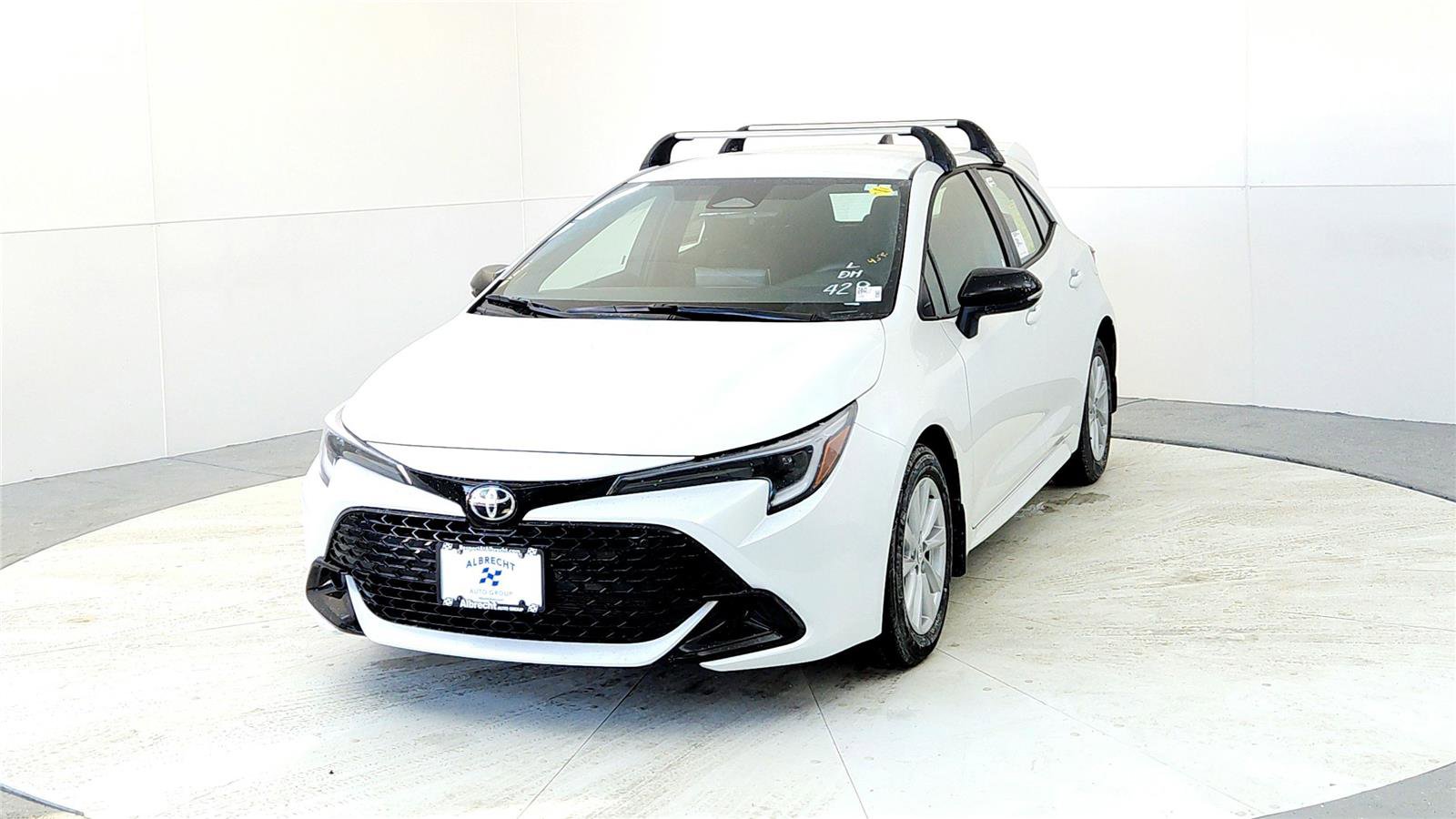 New 2026 Toyota Corolla SE image 2