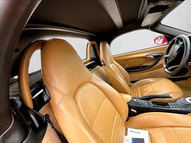 Used 2000 Porsche Boxster RWD image 26