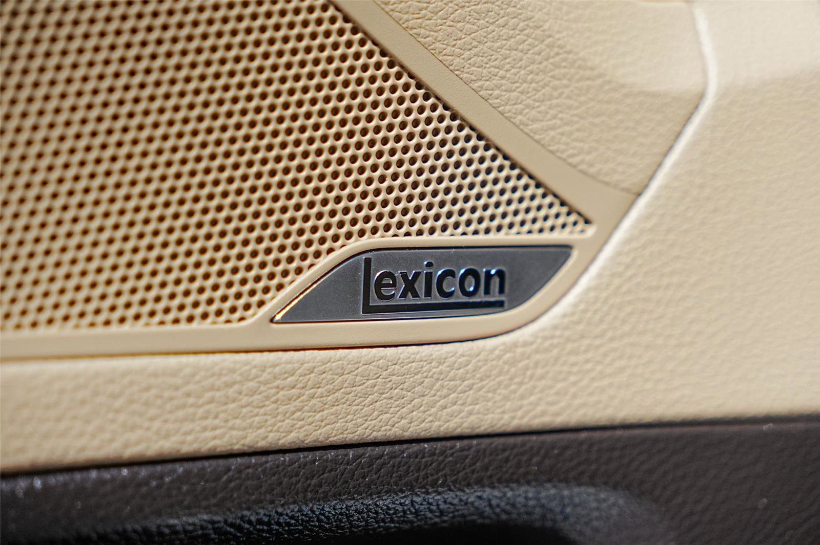 Used 2015 Hyundai Genesis 5.0 image 26