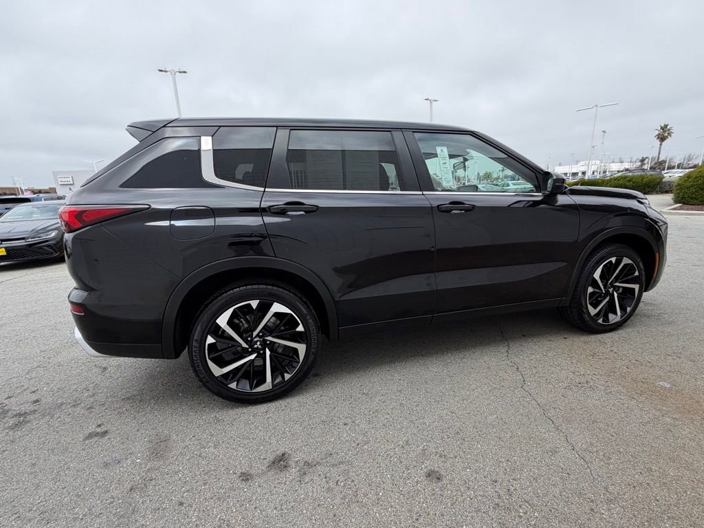 Used 2024 Mitsubishi Outlander SE FWD image 7