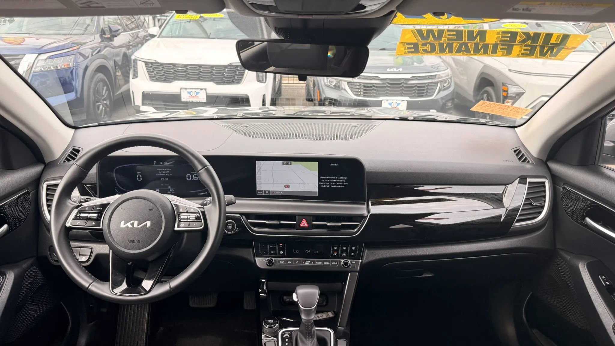 Used 2025 Kia Seltos S FWD image 15
