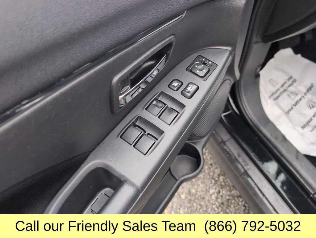 Used 2024 Mitsubishi Outlander Sport ES AWD/4WD image 13