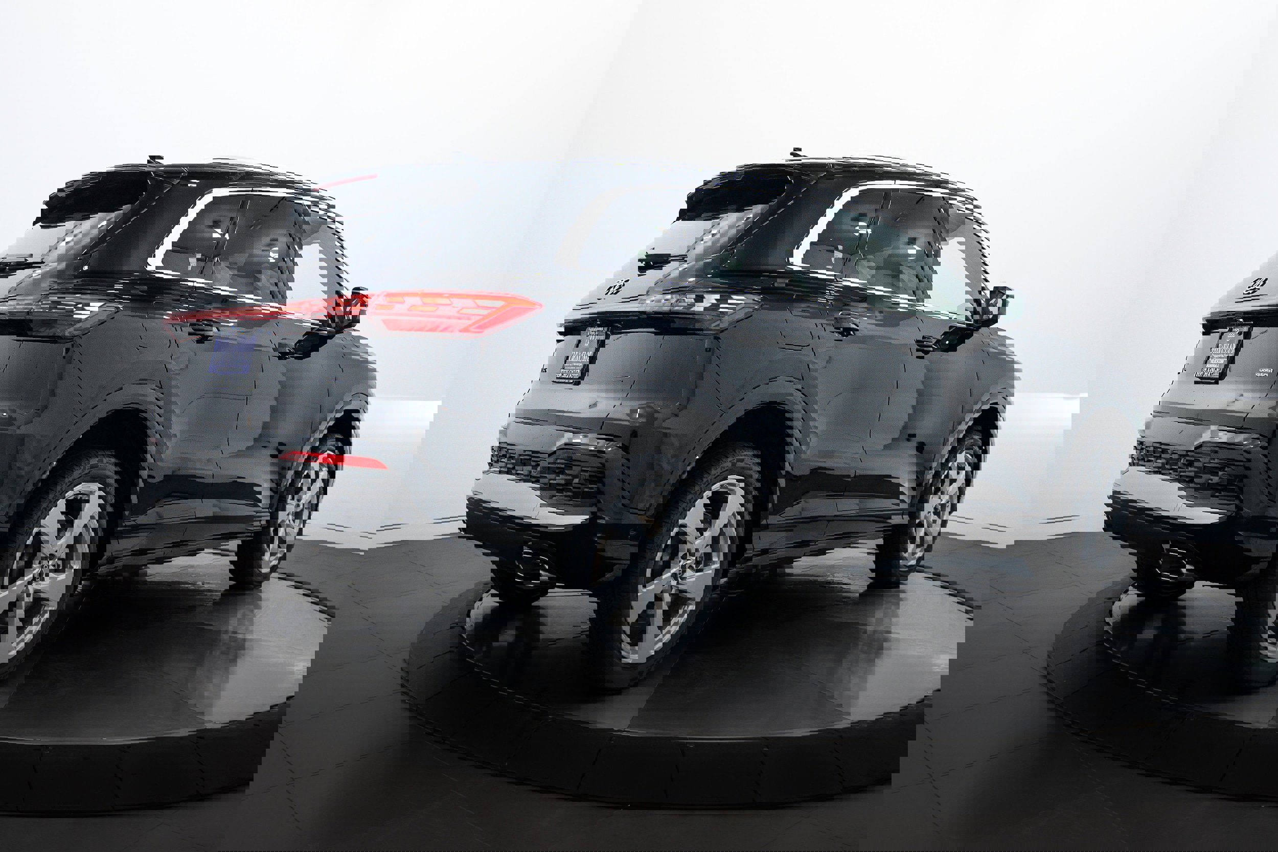 New 2025 Audi Q5 Premium Plus image 4