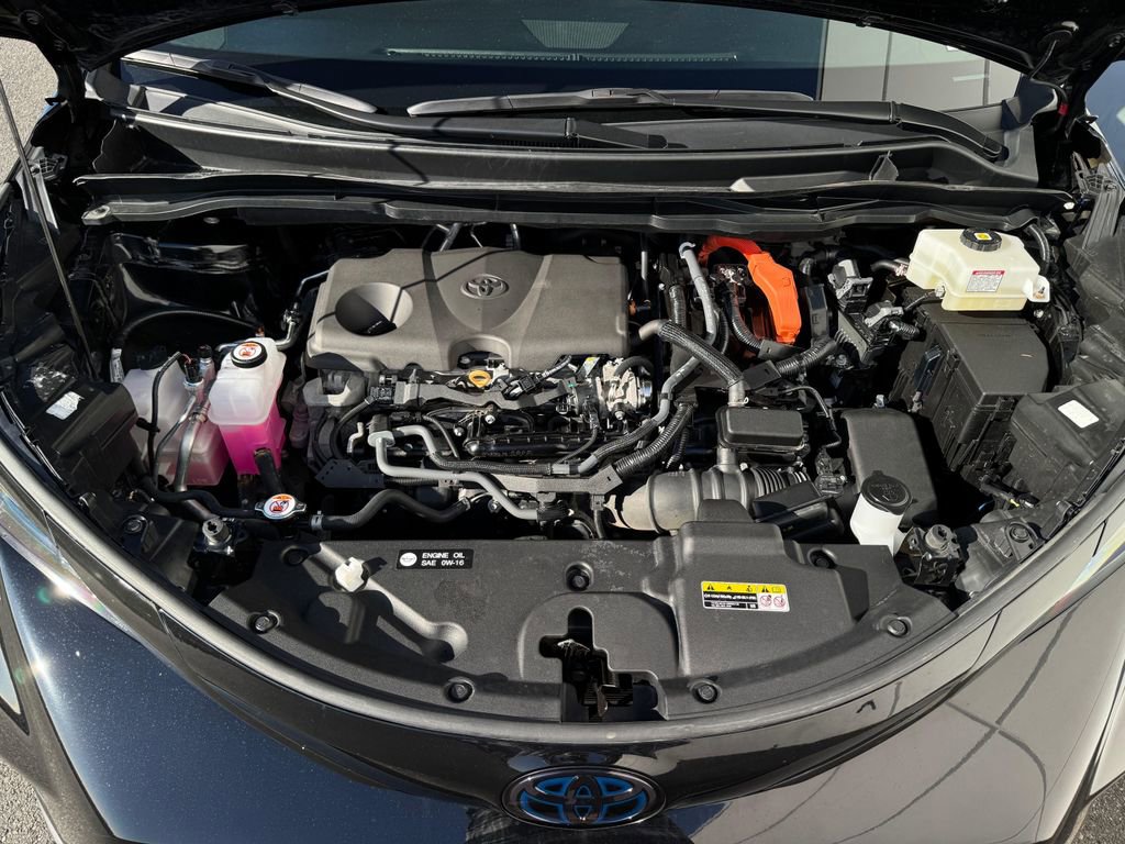Used 2024 Toyota Sienna XSE image 21