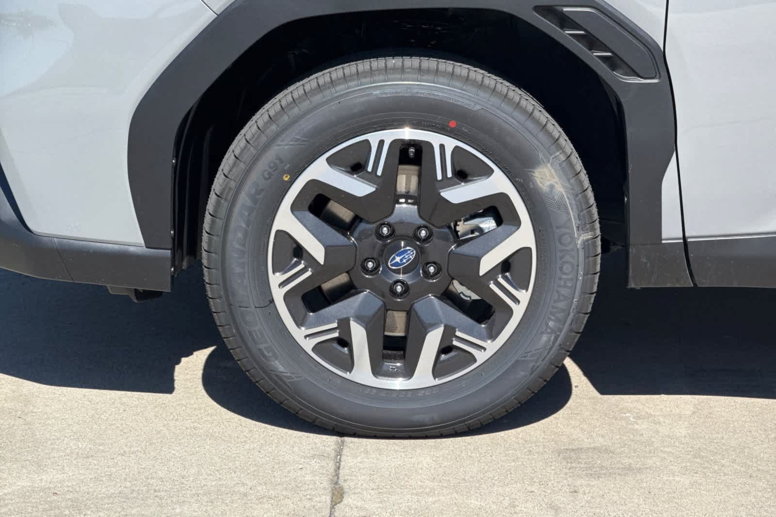 New 2026 Subaru Forester Premium AWD/4WD image 32