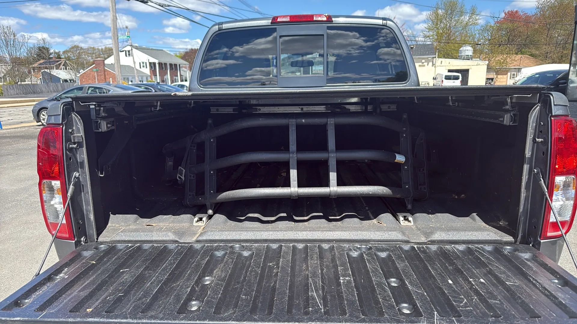 Used 2016 Nissan Frontier PRO-4X AWD/4WD image 10