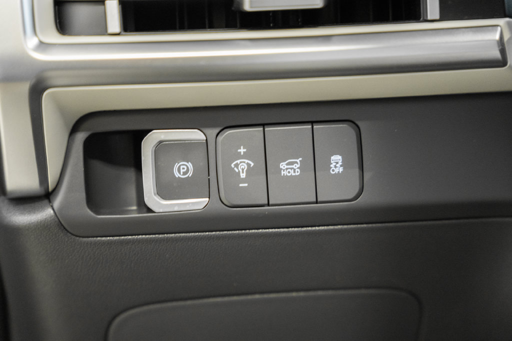Used 2025 Hyundai Santa Fe SEL AWD/4WD image 40
