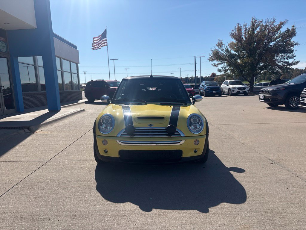 Used 2005 MINI Cooper S FWD image 2